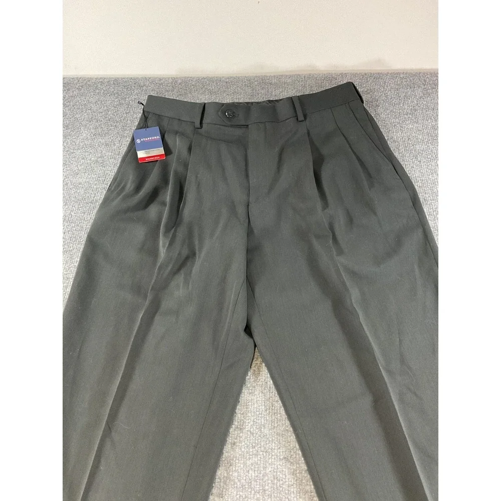 Stafford Dress Pants Mens 34x30 Classic Fit Black Pleated Slacks New NWT Busines